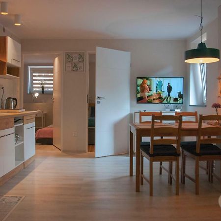 Noclegi "Boczna 5A" Apartamenty Goscinne Szczawno-Zdroj Exterior foto